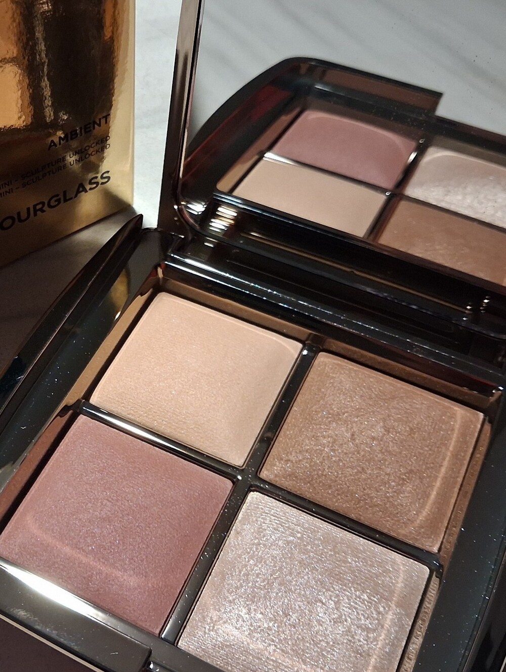 Hourglass Ambient Lighting Palette — Rose,Champagne & Bronze Tones NEW/AUTHENTIC